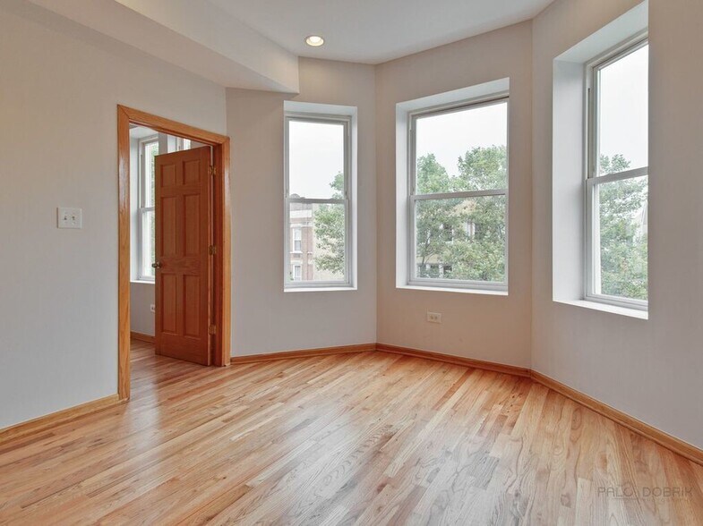 Building Photo - 1450 N Campbell Ave