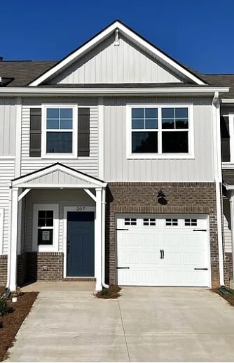 Building Photo - 207 Taylor Woods Ct