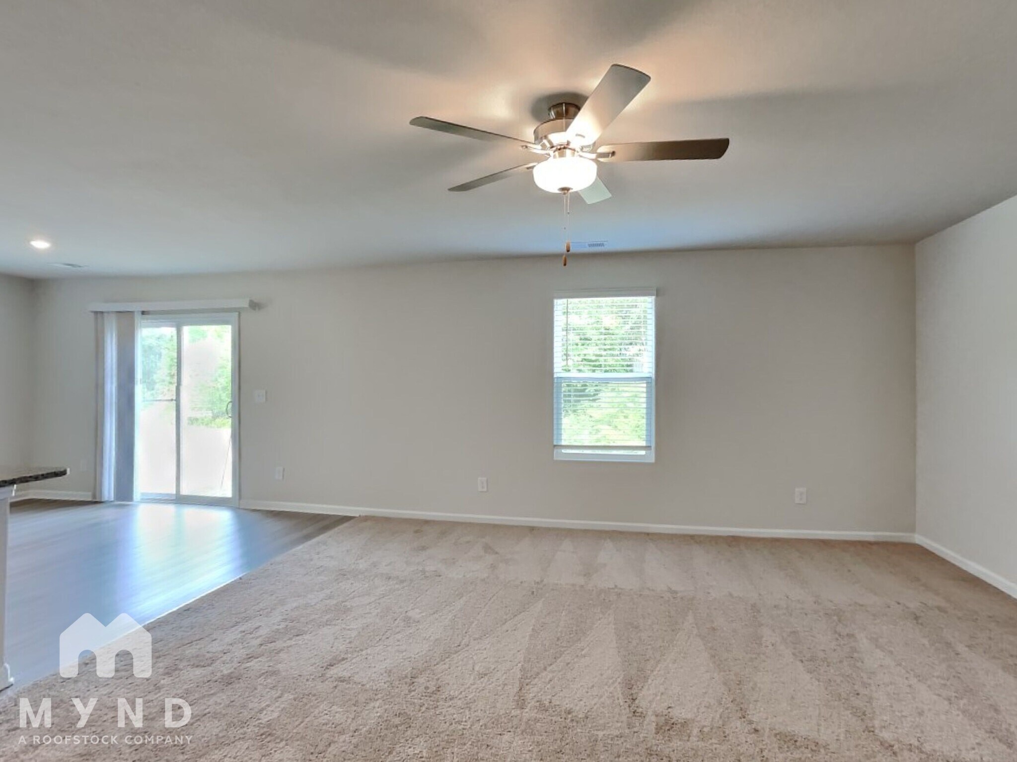 Building Photo - 282 Royal Mdw Dr