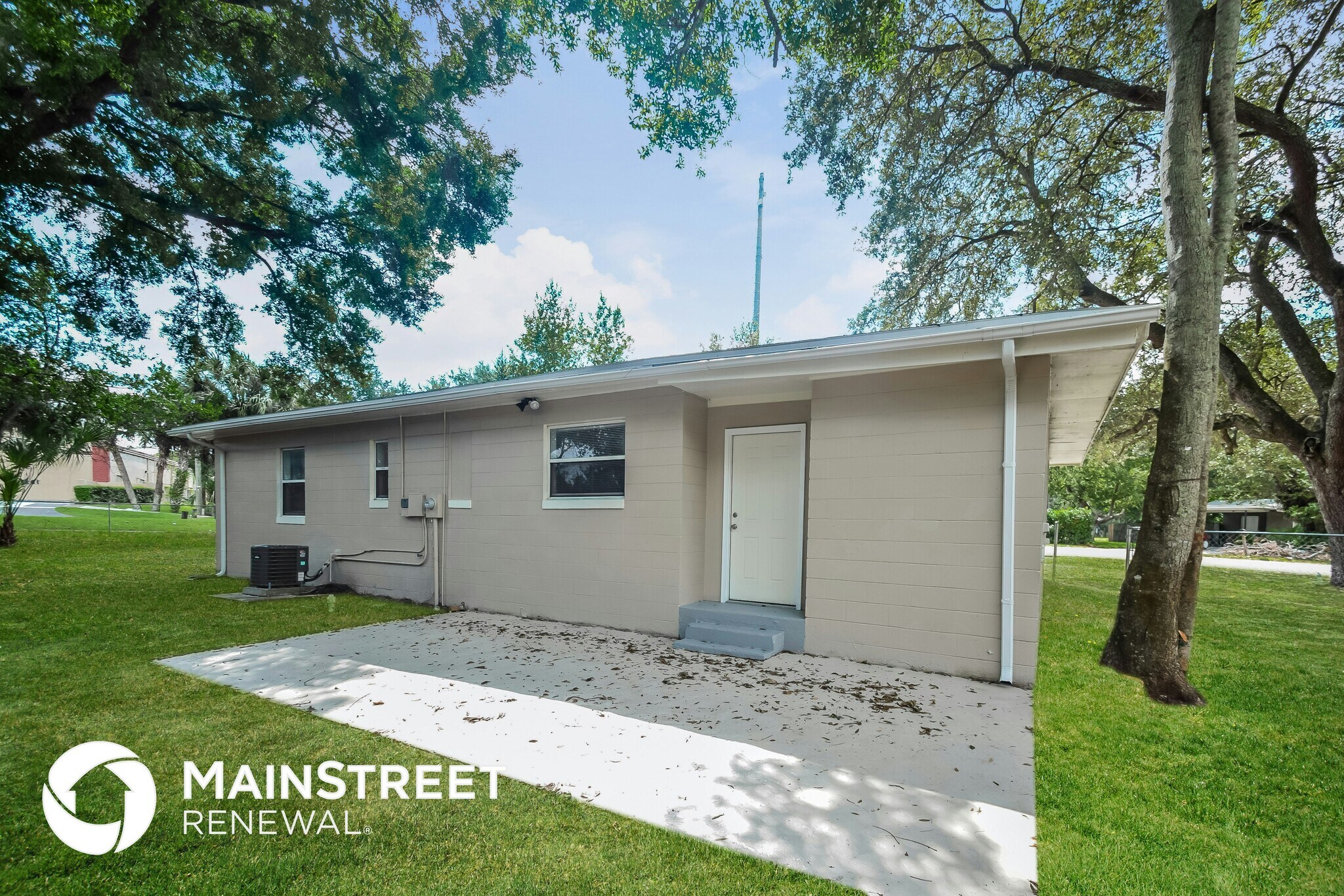 Building Photo - 4542 Tarpon Dr