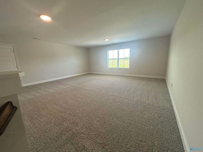 Building Photo - 14889 Imperial Dr