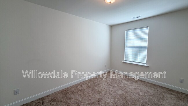 Building Photo - 4721 Lord Fogelman Wy