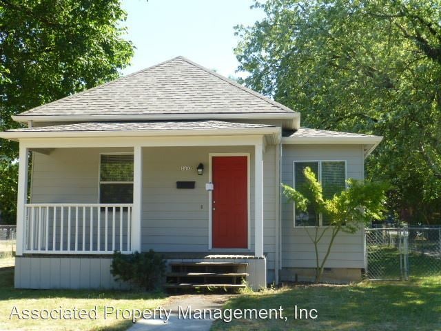 Primary Photo - 2 br, 1 bath House - 2402 16th. Ave.