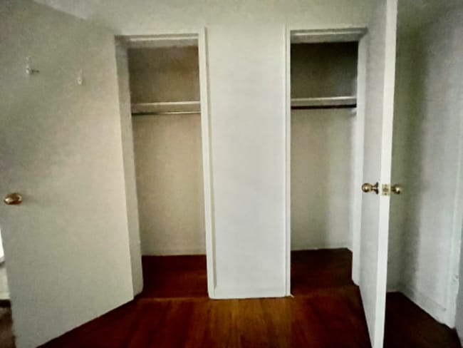 Building Photo - 200 Beacon Hill Dr