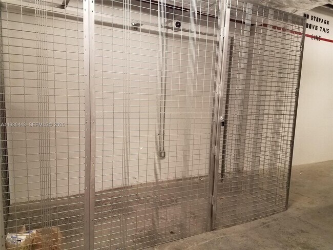 Building Photo - 5300 Paseo Blvd