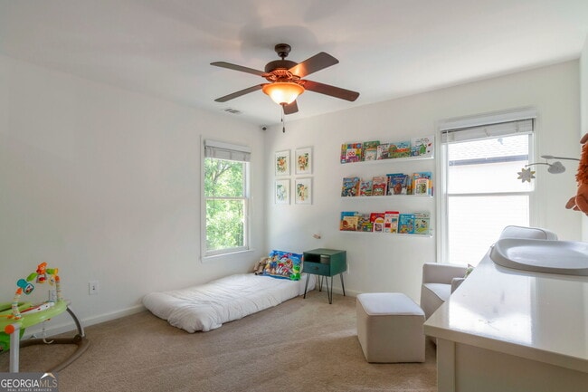 Building Photo - 2524 Kickerillo Way SE