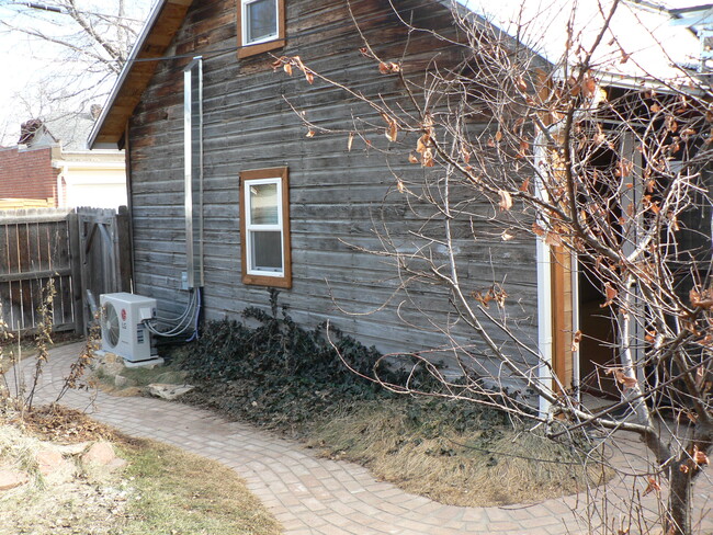 Barn Unit - 1850 S Marion St