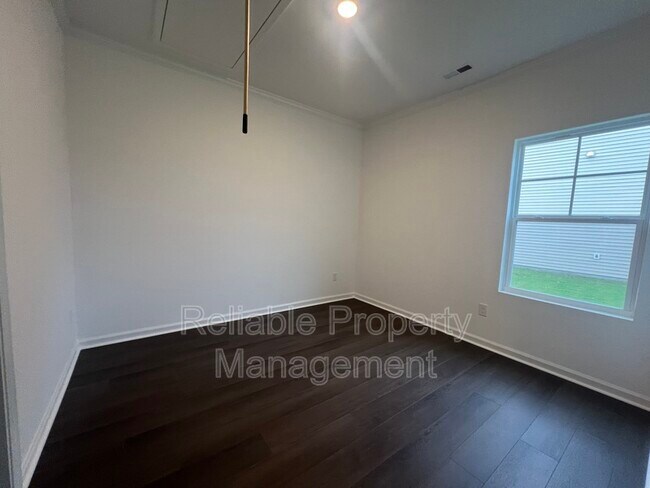 Building Photo - 651 Roy Adams Rd