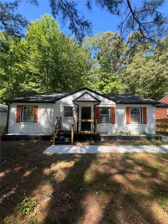 Primary Photo - 2545 Plantation Dr