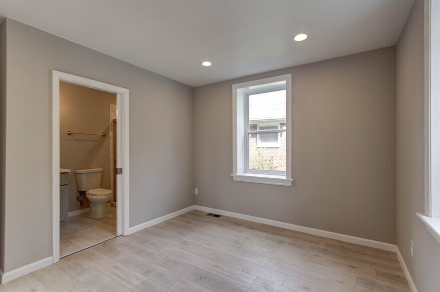 Building Photo - 2646 Melvin Ave