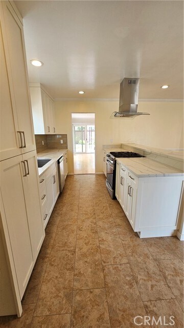 Building Photo - 7012 Beechfield Dr