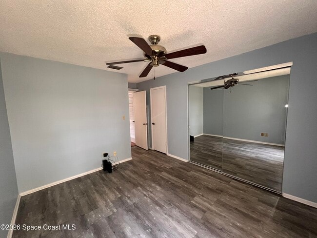 Building Photo - 1225 N Wickham Rd