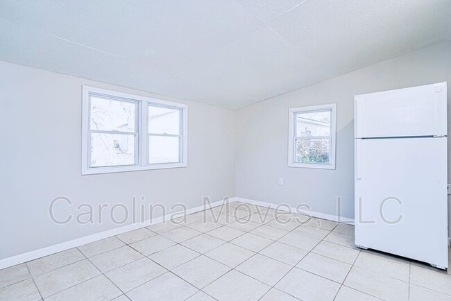 Building Photo - 407 Meridian Ave