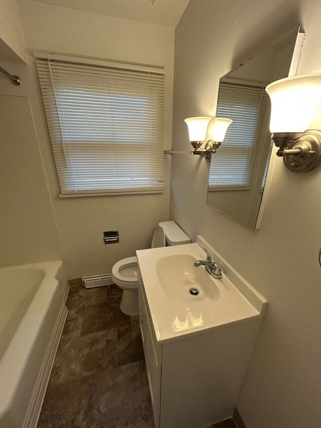 Building Photo - Beautiful House In Spokane Valley!!!! #1108