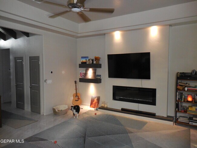 Building Photo - 14549 Tierra Oviedo Ave