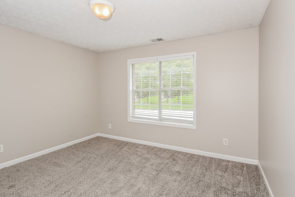 Building Photo - 2498 Tolliver Dr