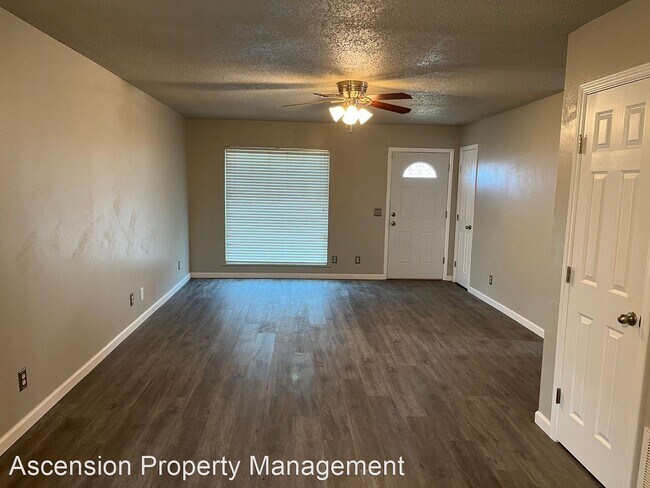 Building Photo - 3 br, 1.5 bath House - 1910 E 61st Pl N
