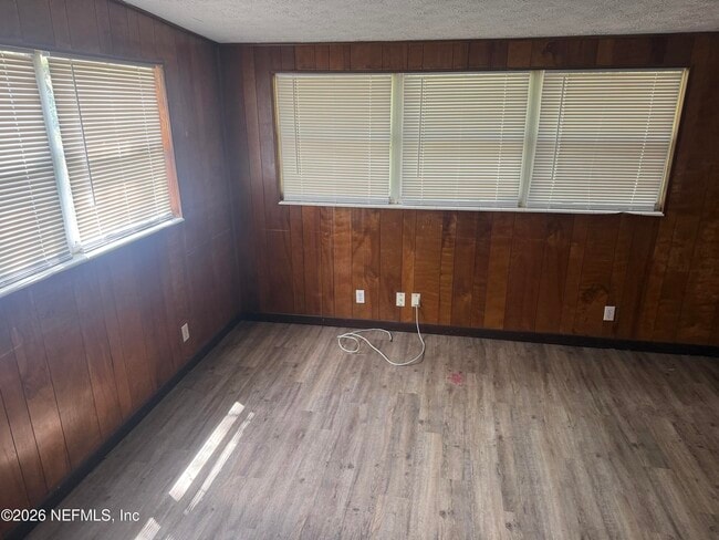 Building Photo - 2334 Rogero Rd