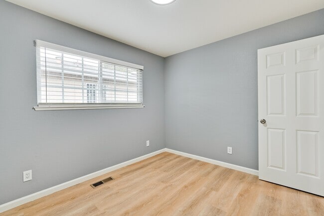 Building Photo - 1660 S Capitol Ave