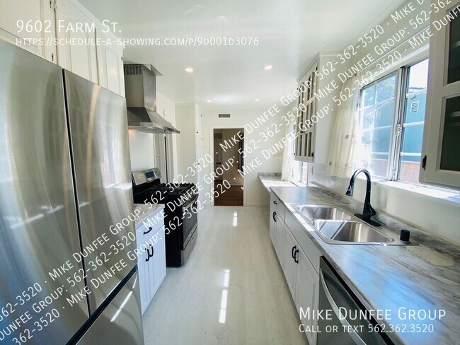 Building Photo - 9602 Farm St