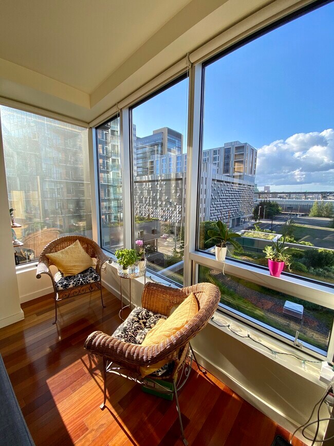 Building Photo - 3570 SW River Pkwy