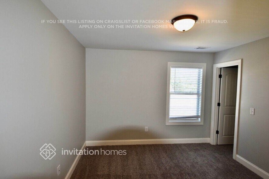 Building Photo - 307 Meadow Vista Ln