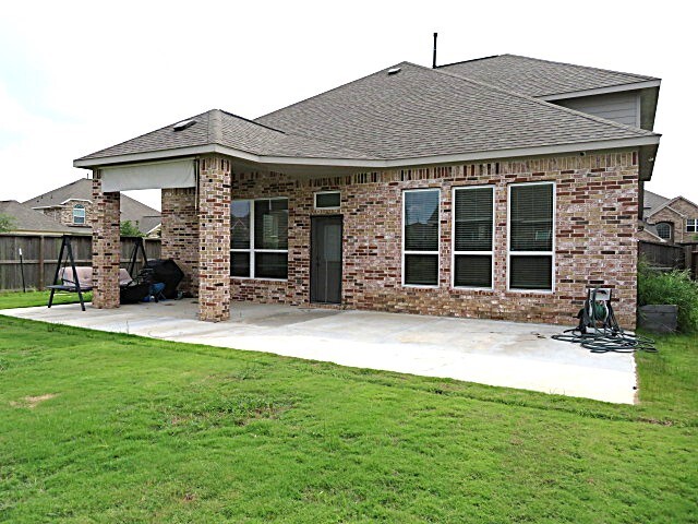 Building Photo - 1927 Willow Rock Way