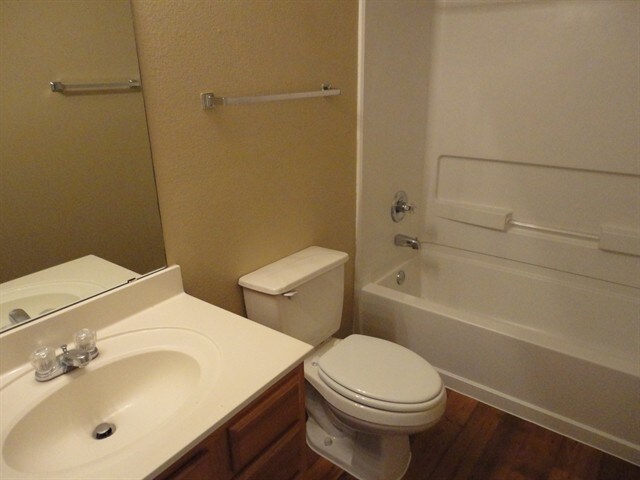 Building Photo - 5337 Mathra Dr