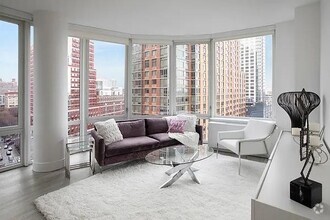Building Photo - 86 Fleet Pl