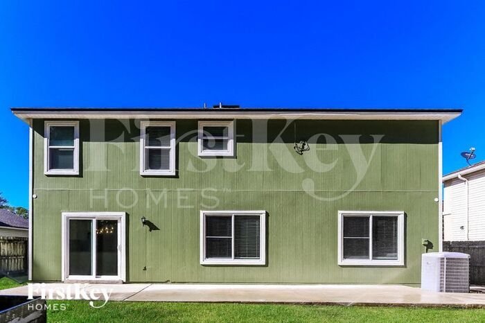 Building Photo - 942 Ford Wood Dr