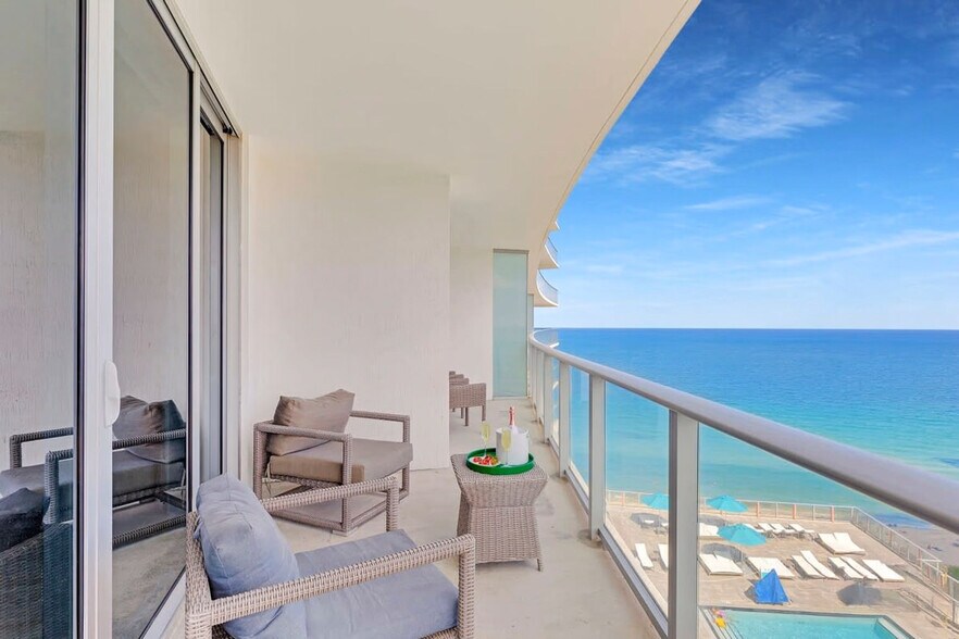 Building Photo - 4111 S Ocean Dr