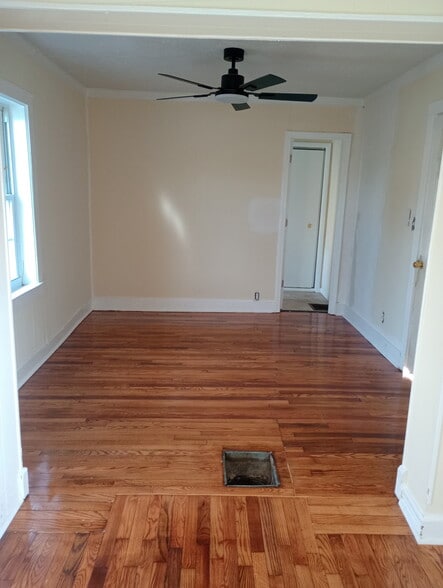 Building Photo - 108 E Chilhowie Ave