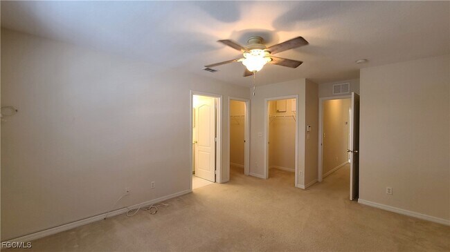 Building Photo - 1392 Weeping Willow Ct