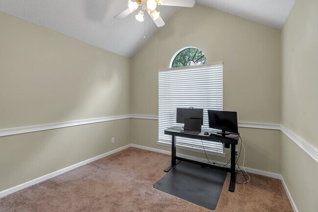 Building Photo - 307 Coffee Bluff Villa Rd