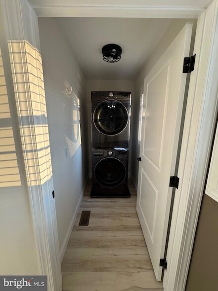 Building Photo - 1140 Parkside Ave.