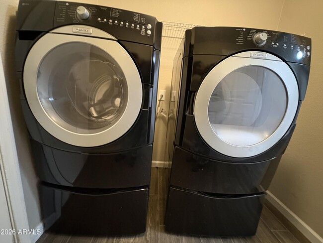 Building Photo - 17901 N 111th Dr