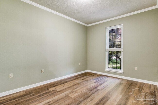 Building Photo - 1443 Champions Green Dr