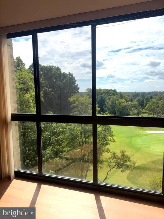 Building Photo - 3310 N Leisure World Blvd