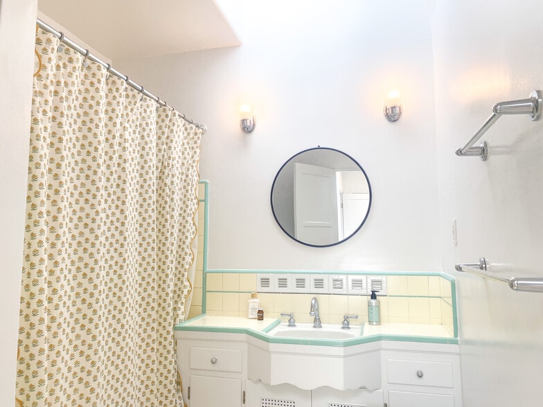 Building Photo - 1340 Grant St