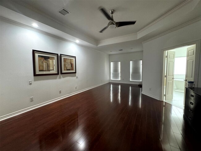 Building Photo - 824 Birdsall St