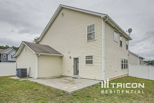 Building Photo - 7200 Sanctuary St