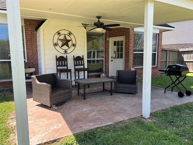 Building Photo - 14526 Grove Estates Ln