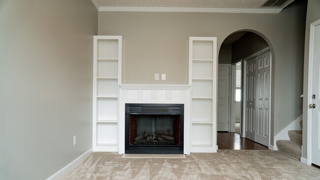 Building Photo - 714 Spence Enclave Ln
