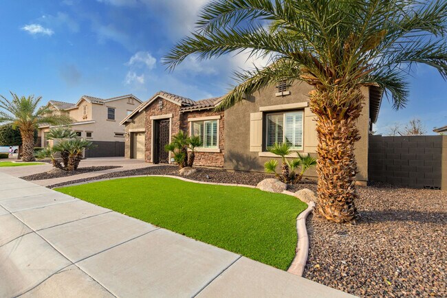 Building Photo - 3132 E Athena Ct