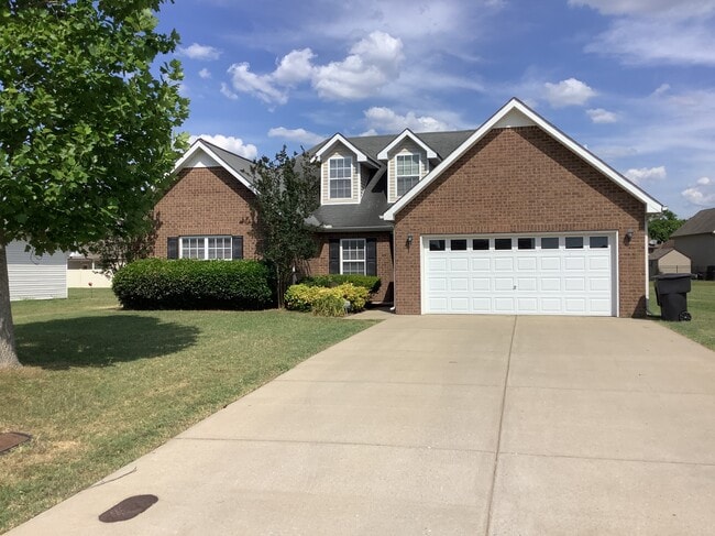 Building Photo - 4324 Pender Ct