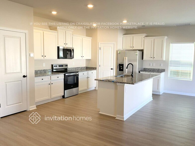 Building Photo - 3326 Strong Box Lane