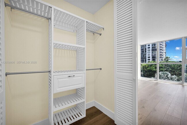 Building Photo - 2451 Brickell Ave