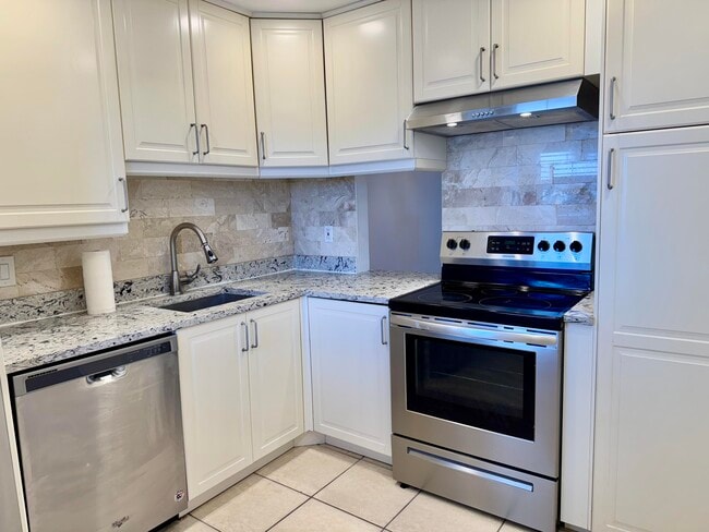 Building Photo - 6161 NW 2nd Ave