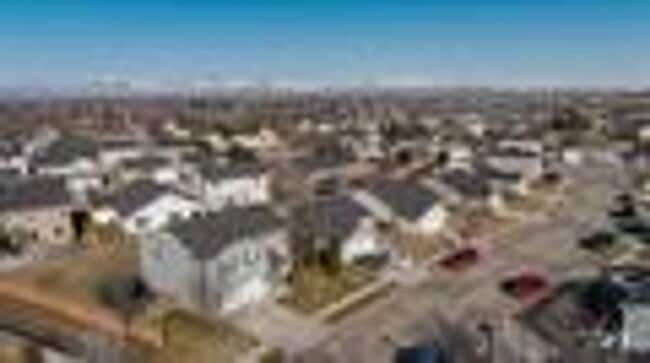Building Photo - 5 Bedroom Home in South Boise _ Community ...