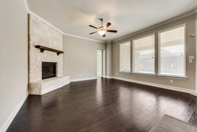 Building Photo - "Stunning 3-Bedroom Home in the Highlands at Trophy Club!"